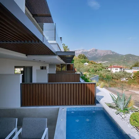 Апарт-отель Aloe Elegant 4*